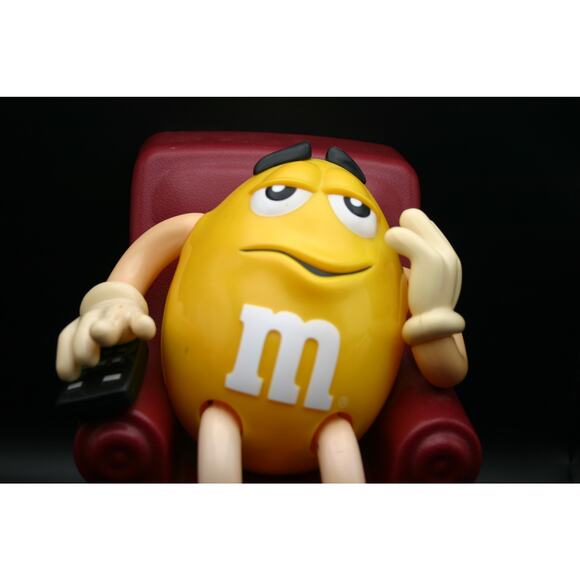 M&M's L-Z-Boy Recliner Candy Dispenser Limited Edition Collectible No Candy - Picture 2 of 14